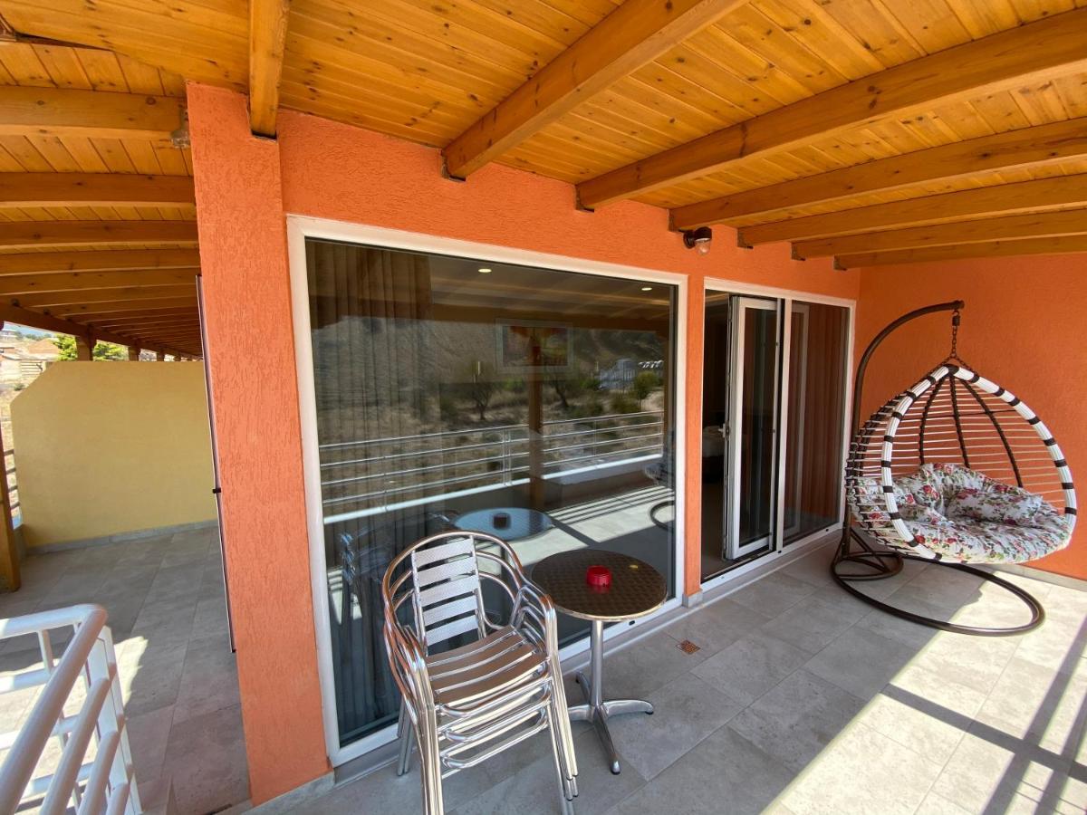 Karos Hotel Llaman Himarë Exterior foto
