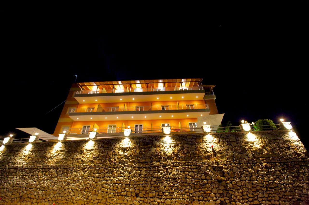 Karos Hotel Llaman Himarë Exterior foto
