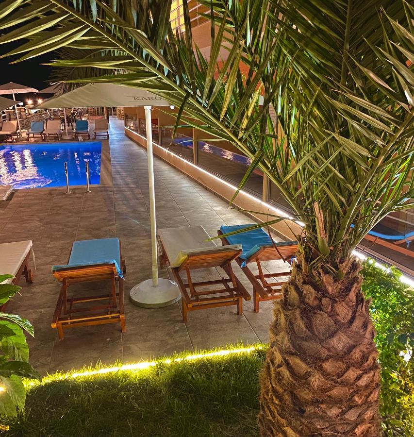 Karos Hotel Llaman Himarë Exterior foto