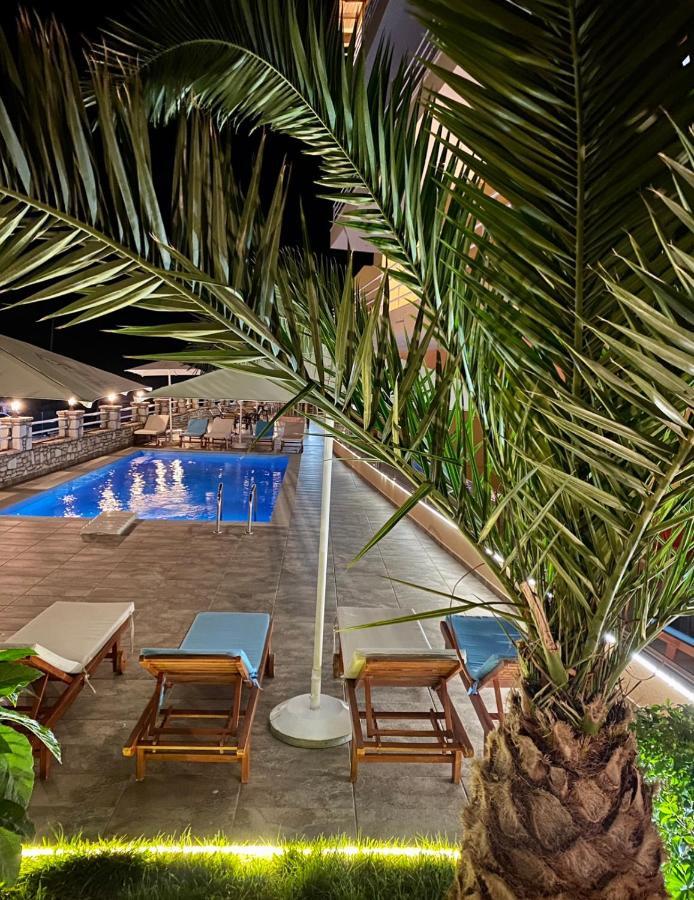 Karos Hotel Llaman Himarë Exterior foto